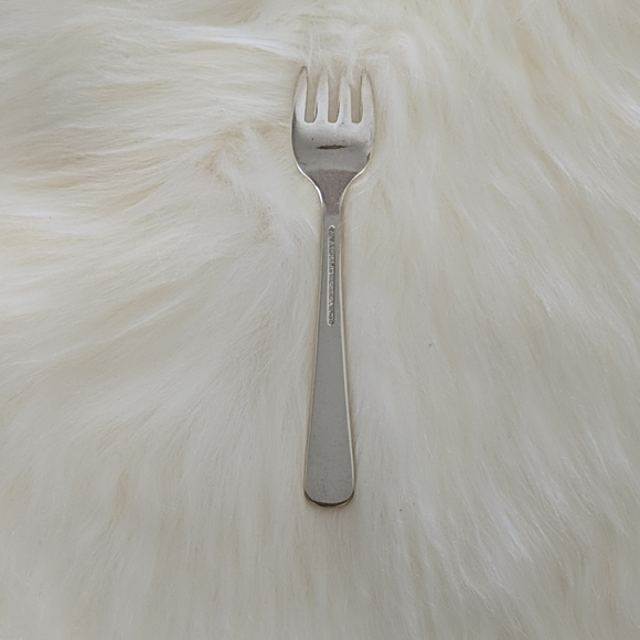 Vintage 1950s silver child's fork - Picture 3 of 4